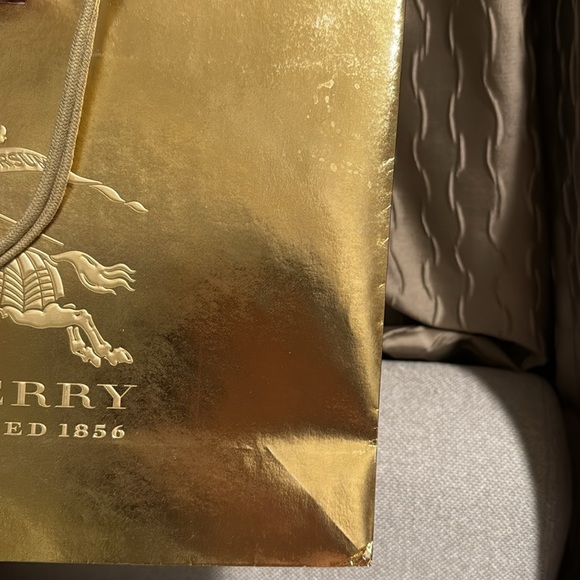 Burberry Gold Shopping Bag 12x16.5 - Picture 6 of 10